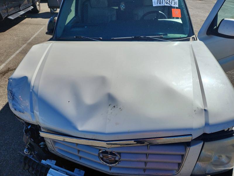 Aukcja sprzedaży 2002 Cadillac Escalade, vin: 1GYEC63T32R328169, numer aukcji: 70713376