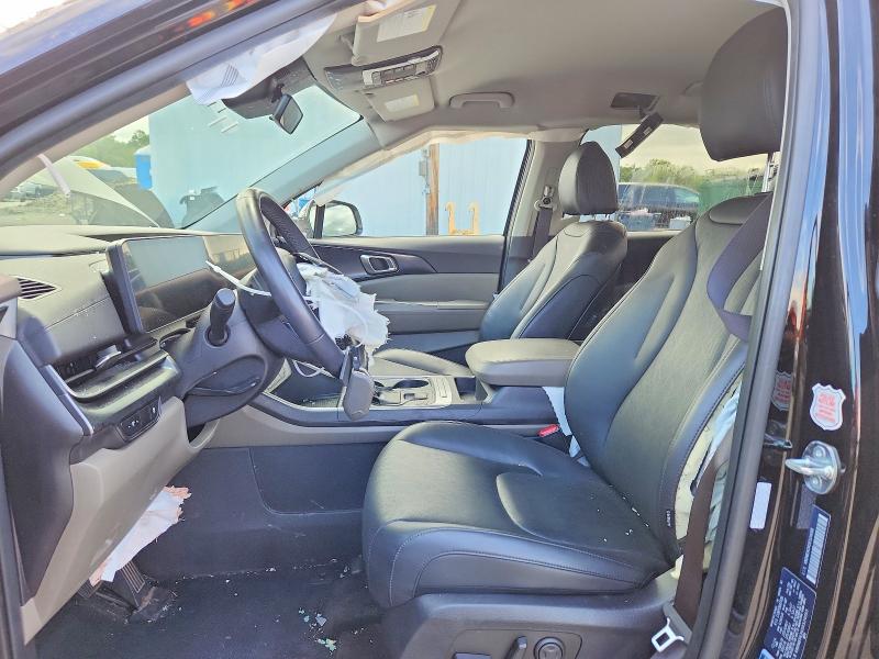 Auction sale of the 2025 Kia Carnival, vin: KNDNB5K34S6524093, lot number: 69580806