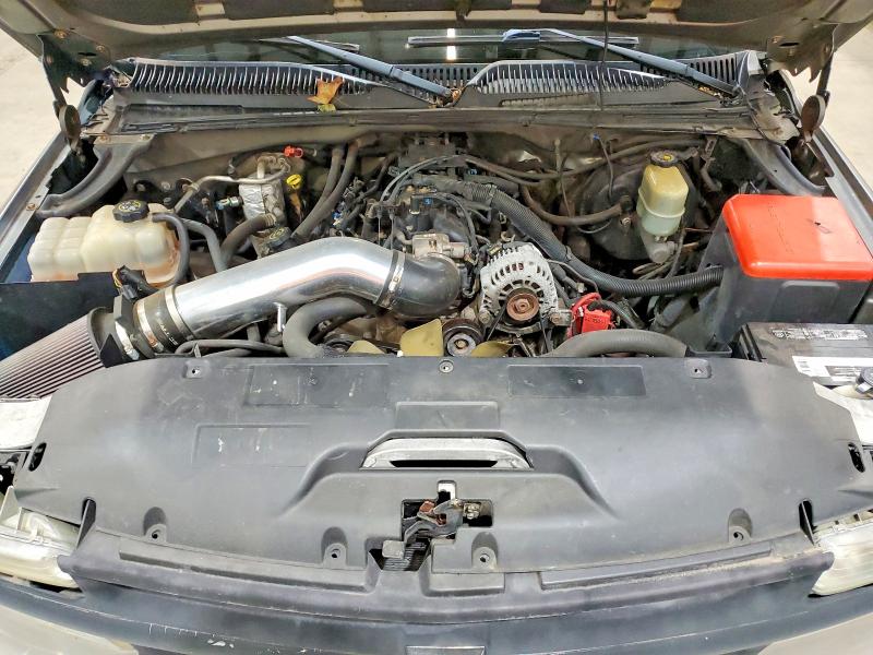 70832906 :رقم المزاد ، 2GCEK19TX21173891 vin ، 2002 Chevrolet Silverado مزاد بيع