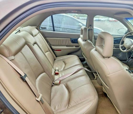 69912836 :رقم المزاد ، 2G4WB55K721159581 vin ، 2002 Buick Regal مزاد بيع