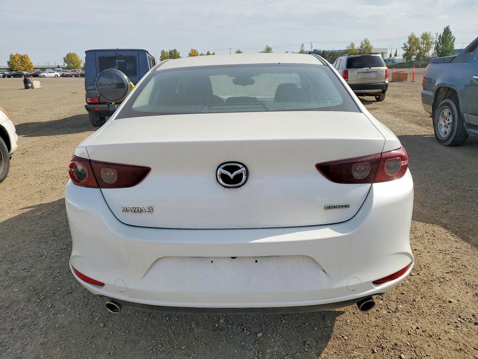 70340986 :رقم المزاد ، JM1BPAB72L1175790 vin ، 2020 Mazda 3 مزاد بيع