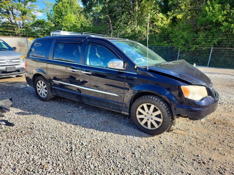 Auction sale of the 2011 Chrysler Town & Country, vin: 2A4RR8DG2BR749484, lot number: 68876366