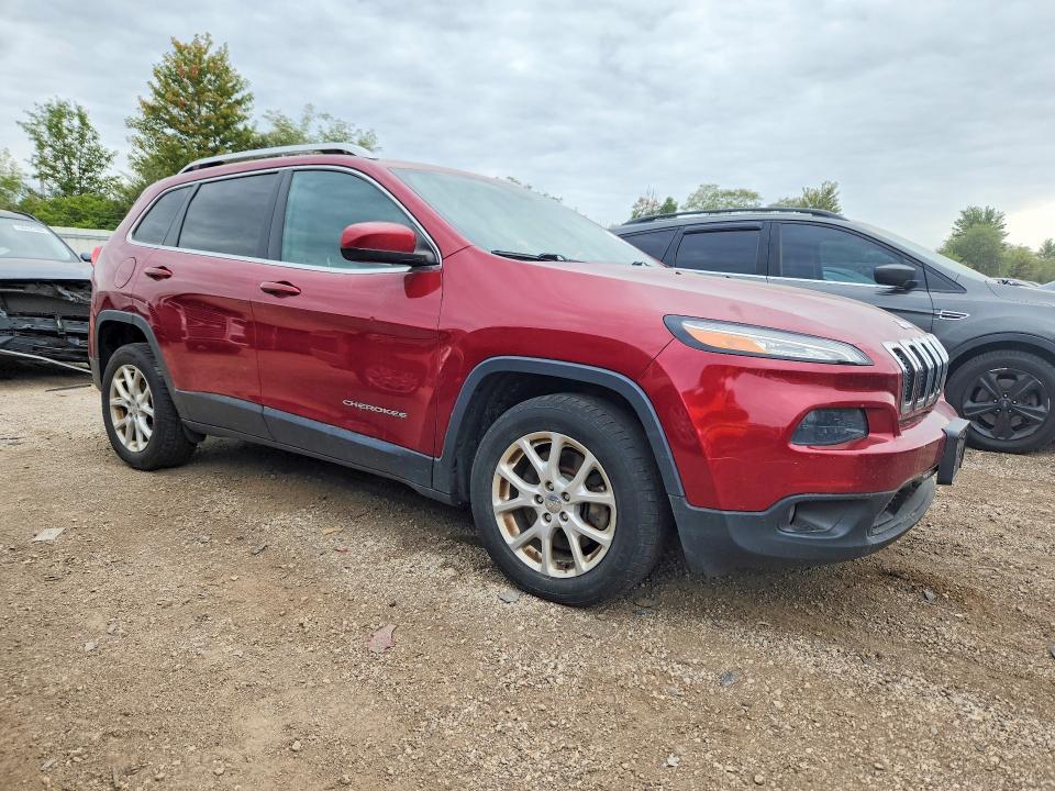 68683076 :رقم المزاد ، 1C4PJLCB9GW208363 vin ، 2016 Jeep Cherokee مزاد بيع