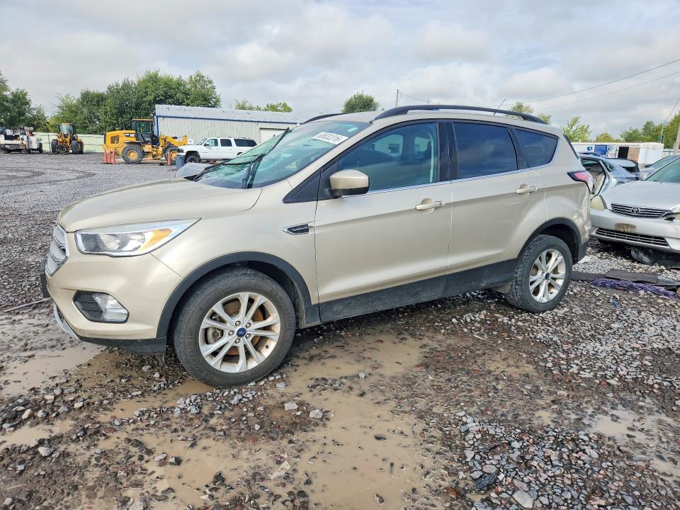 Auction sale of the 2018 Ford Escape, vin: 1FMCU9GD2JUC46147, lot number: 68832316