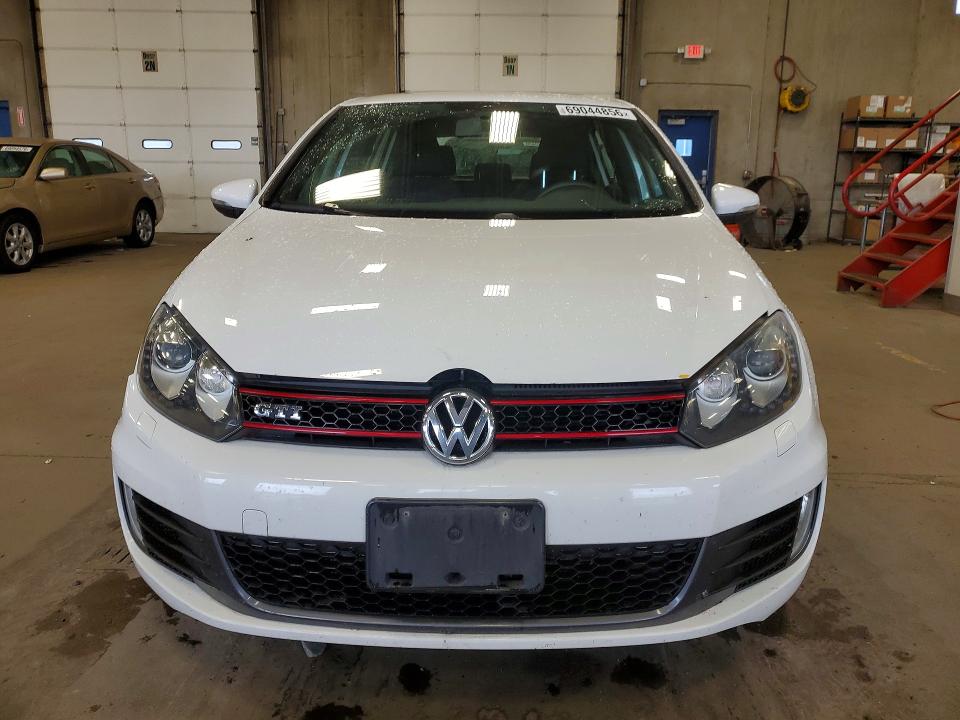 2013 Volkswagen Gti მანქანა იყიდება აუქციონზე, vin: WVWGD7AJ2DW023866, აუქციონის ნომერი: 69044856
