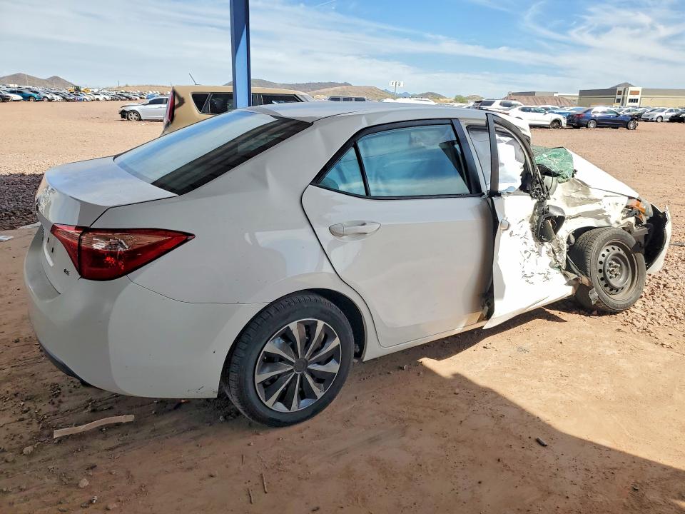 69456766 :رقم المزاد ، 2T1BURHE0KC145145 vin ، 2019 Toyota Corolla مزاد بيع