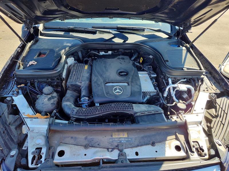 67218546 :رقم المزاد ، WDC0G4KB2JF428324 vin ، 2018 Mercedes-benz Glc مزاد بيع