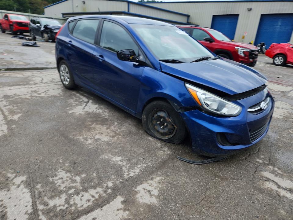 68947166 :رقم المزاد ، KMHCT5AE5FU225166 vin ، 2015 Hyundai Accent مزاد بيع