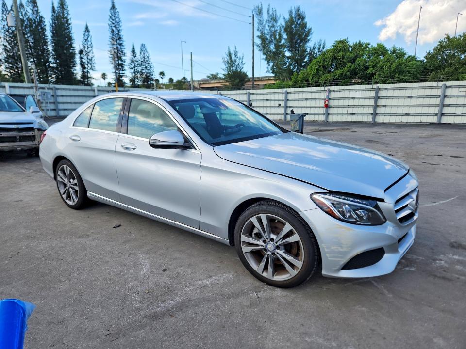 Продажа на аукционе авто 2017 Mercedes-benz C, vin: 55SWF4JBXHU206535, номер лота: 70060966