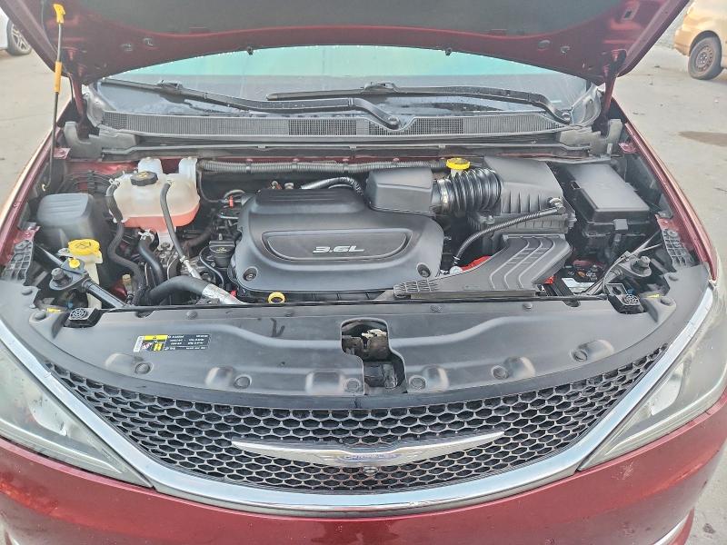 69620666 :رقم المزاد ، 2C4RC1GG3HR620382 vin ، 2017 Chrysler Pacifica مزاد بيع