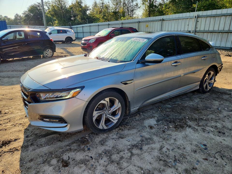 Auction sale of the 2018 Honda Accord, vin: 1HGCV1F67JA113828, lot number: 68434276