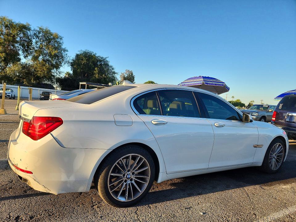 68651116 :رقم المزاد ، WBAYA6C56FG273175 vin ، 2015 Bmw 740 مزاد بيع