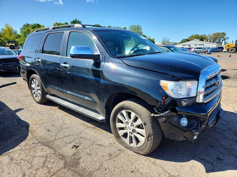 67219176 :رقم المزاد ، 5TDJY5G1XFS120709 vin ، 2015 Toyota Sequoia مزاد بيع