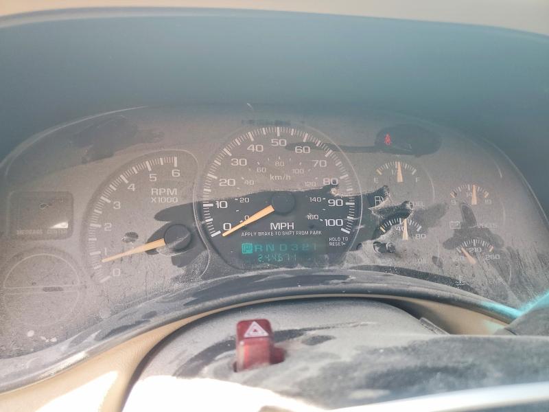Продажа на аукционе авто 2002 Chevrolet Suburban, vin: 3GNFK16Z42G329547, номер лота: 68208146