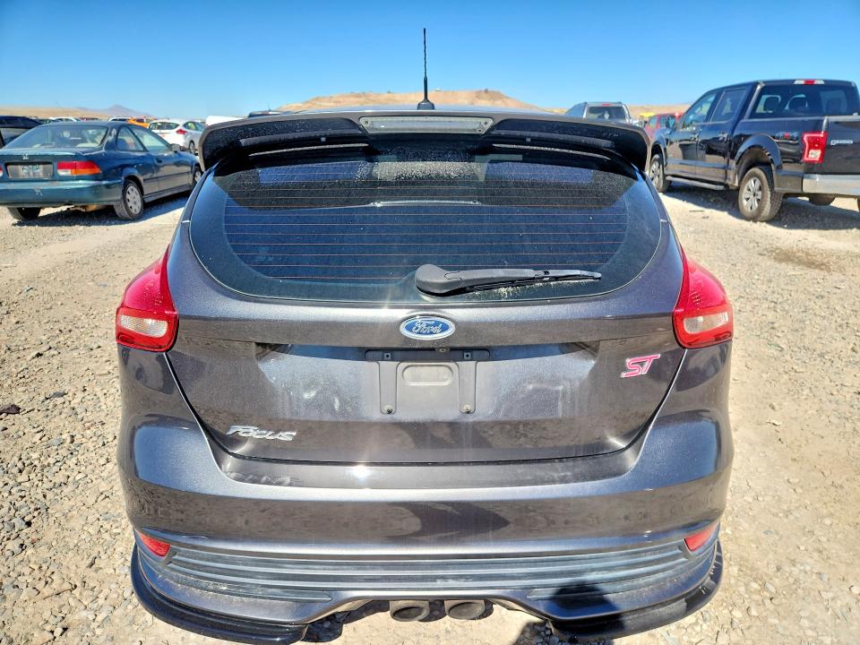 Продаж на аукціоні авто 2016 Ford Focus, vin: 1FADP3L95GL310636, номер лоту: 71168496