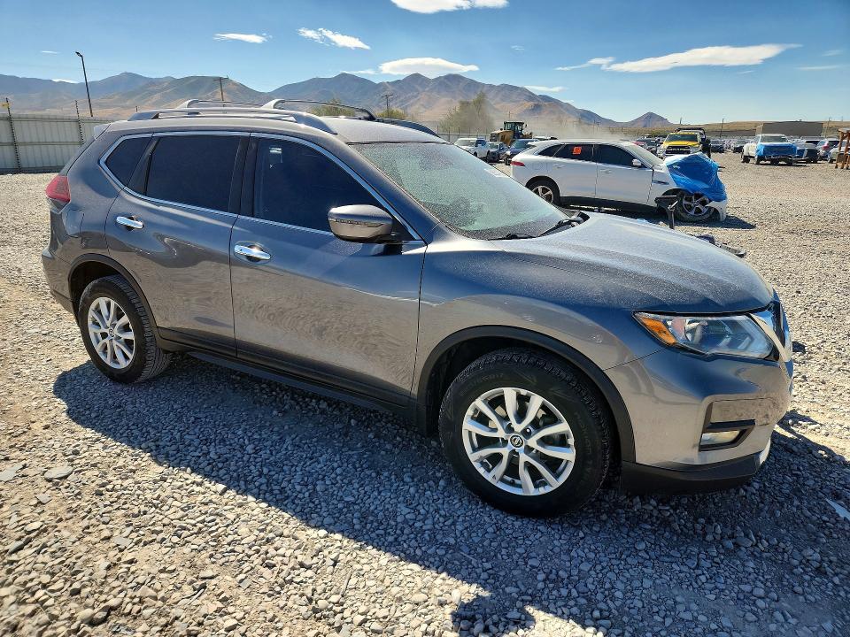 68804366 :رقم المزاد ، 5N1AT2MV2LC782801 vin ، 2020 Nissan Rogue مزاد بيع