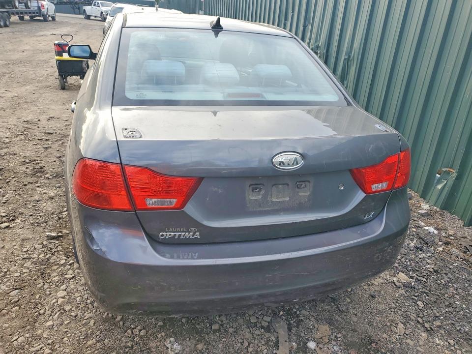 70330826 :رقم المزاد ، KNAGE228295337605 vin ، 2009 Kia Optima مزاد بيع