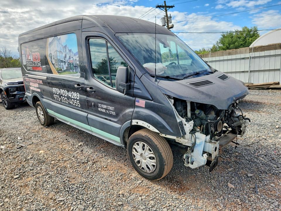 2017 Ford Transit მანქანა იყიდება აუქციონზე, vin: 1FTYR2CM7HKB01751, აუქციონის ნომერი: 68972096