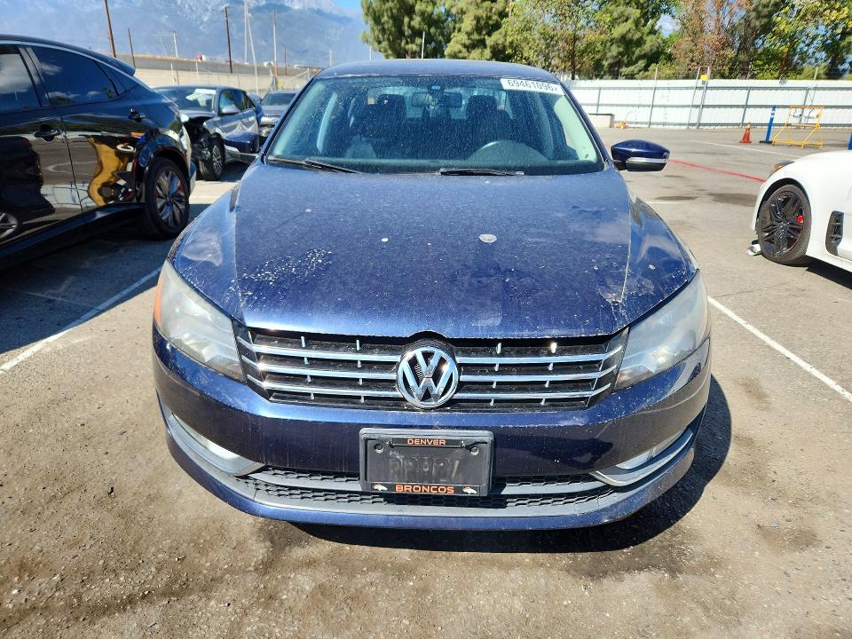 Продажа на аукционе авто 2013 Volkswagen Passat, vin: 1VWCN7A30DC033601, номер лота: 69461096