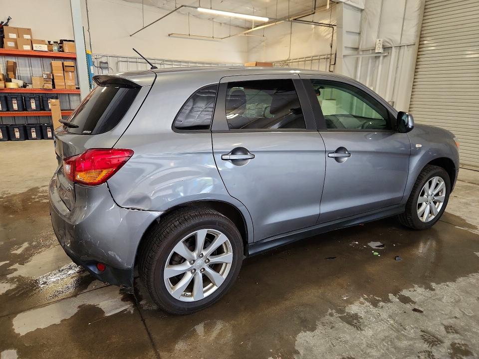 68370876 :رقم المزاد ، 4A4AR3AU3FE055351 vin ، 2015 Mitsubishi Outlander Sport مزاد بيع