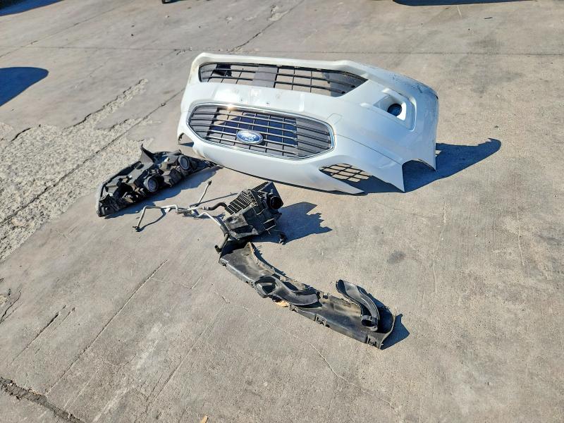 2020 Ford Transit Connect მანქანა იყიდება აუქციონზე, vin: NM0GS9F24L1450302, აუქციონის ნომერი: 68137396