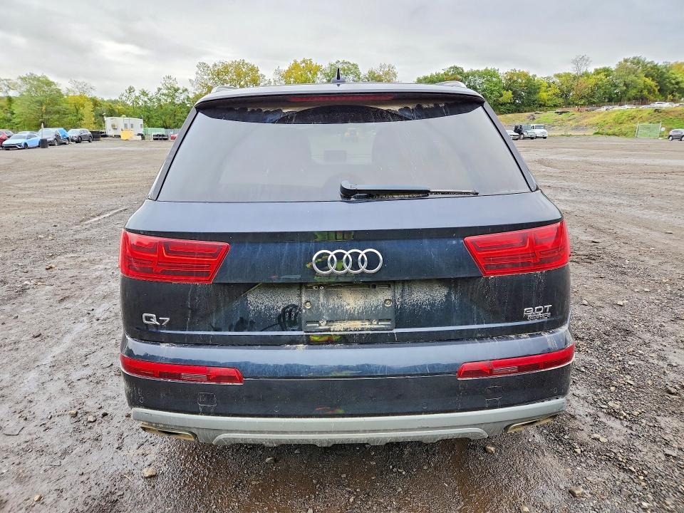 Продаж на аукціоні авто 2018 Audi Q7, vin: WA1VAAF74JD010290, номер лоту: 70808826