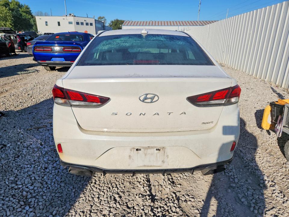 2018 Hyundai Sonata მანქანა იყიდება აუქციონზე, vin: 5NPE34AF4JH718095, აუქციონის ნომერი: 70528096