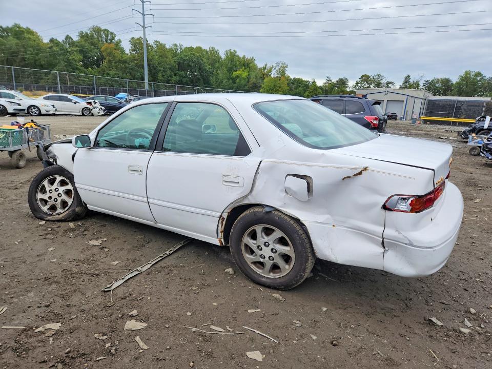 1998 Toyota Camry მანქანა იყიდება აუქციონზე, vin: 4T1BF22K9WU926735, აუქციონის ნომერი: 70994056