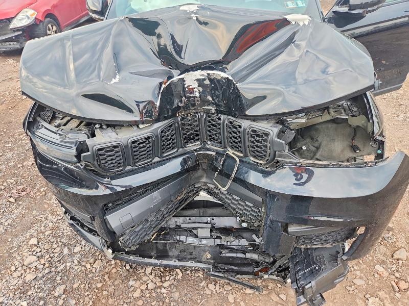 67188126 :رقم المزاد ، 1C4RJKAGXR8528395 vin ، 2024 Jeep Grand Cherokee مزاد بيع