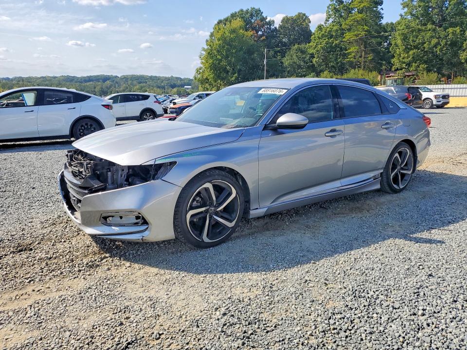 2018 Honda Accord მანქანა იყიდება აუქციონზე, vin: 1HGCV2E37JA047116, აუქციონის ნომერი: 68916076