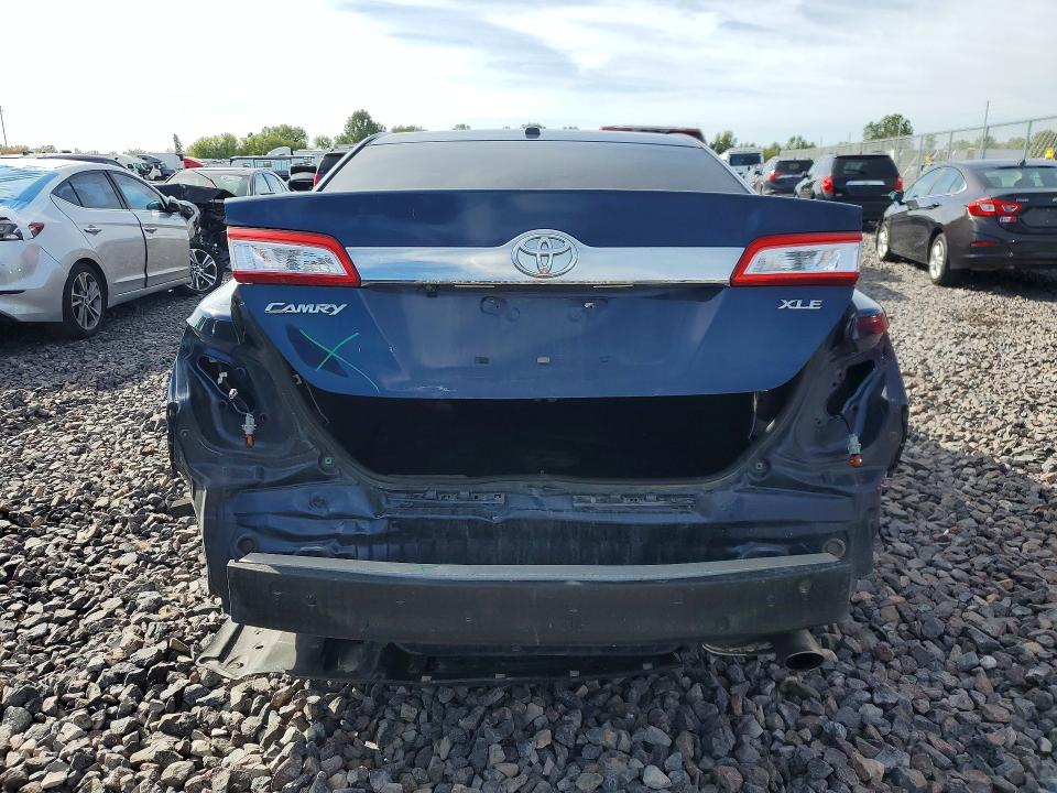 68563666 :رقم المزاد ، 4T1BF1FK4EU778402 vin ، 2014 Toyota Camry مزاد بيع