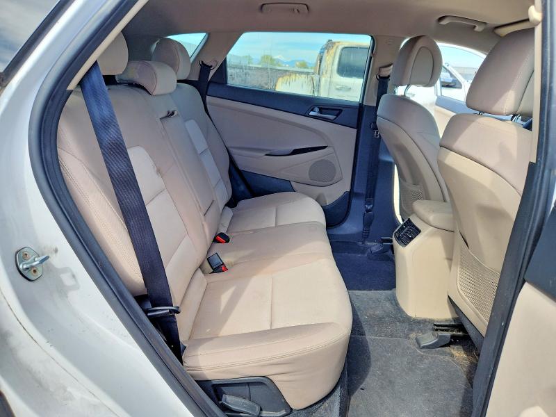 67334806 :رقم المزاد ، KM8J33A25HU468982 vin ، 2017 Hyundai Tucson مزاد بيع