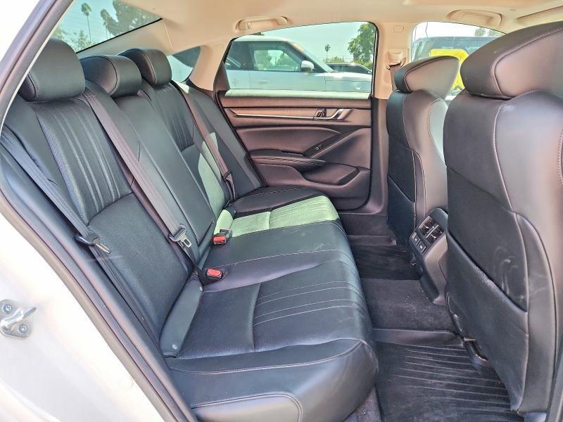 Продажа на аукционе авто 2022 Honda Accord, vin: 1HGCV1F59NA057646, номер лота: 68706936
