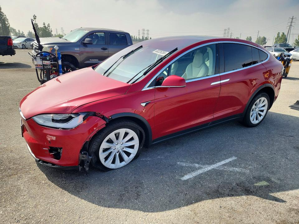 Auction sale of the 2018 Tesla Model X, vin: 5YJXCDE28JF101961, lot number: 68326356