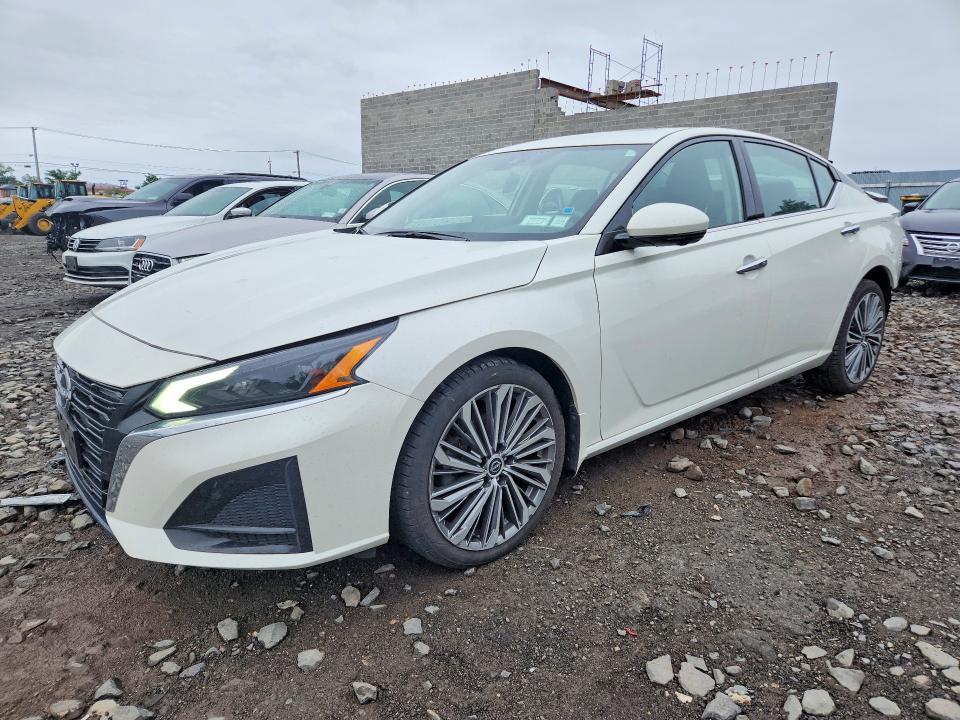Продажа на аукционе авто 2023 Nissan Altima, vin: 1N4BL4EW4PN420626, номер лота: 67708096