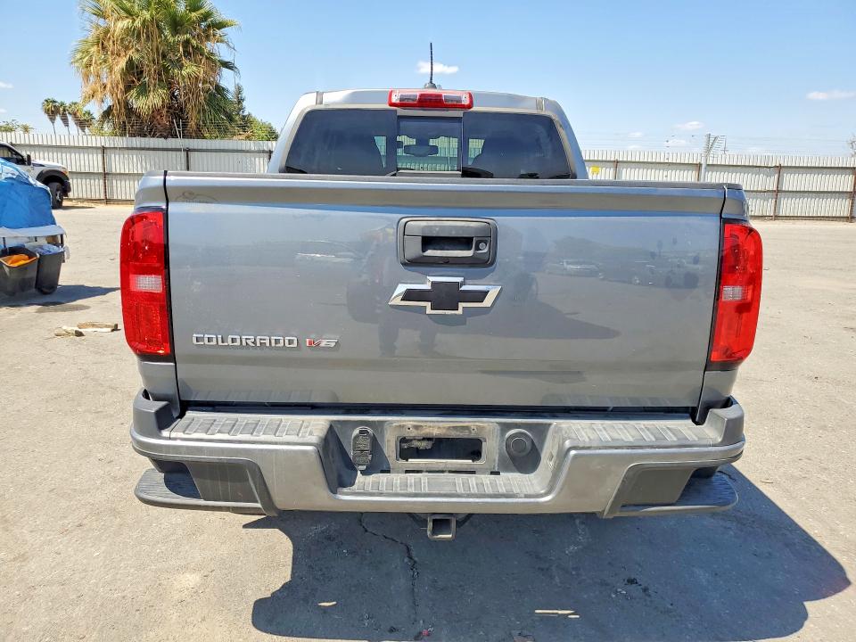 67655926 :رقم المزاد ، 1GCGSDEN8J1117289 vin ، 2018 Chevrolet Colorado مزاد بيع