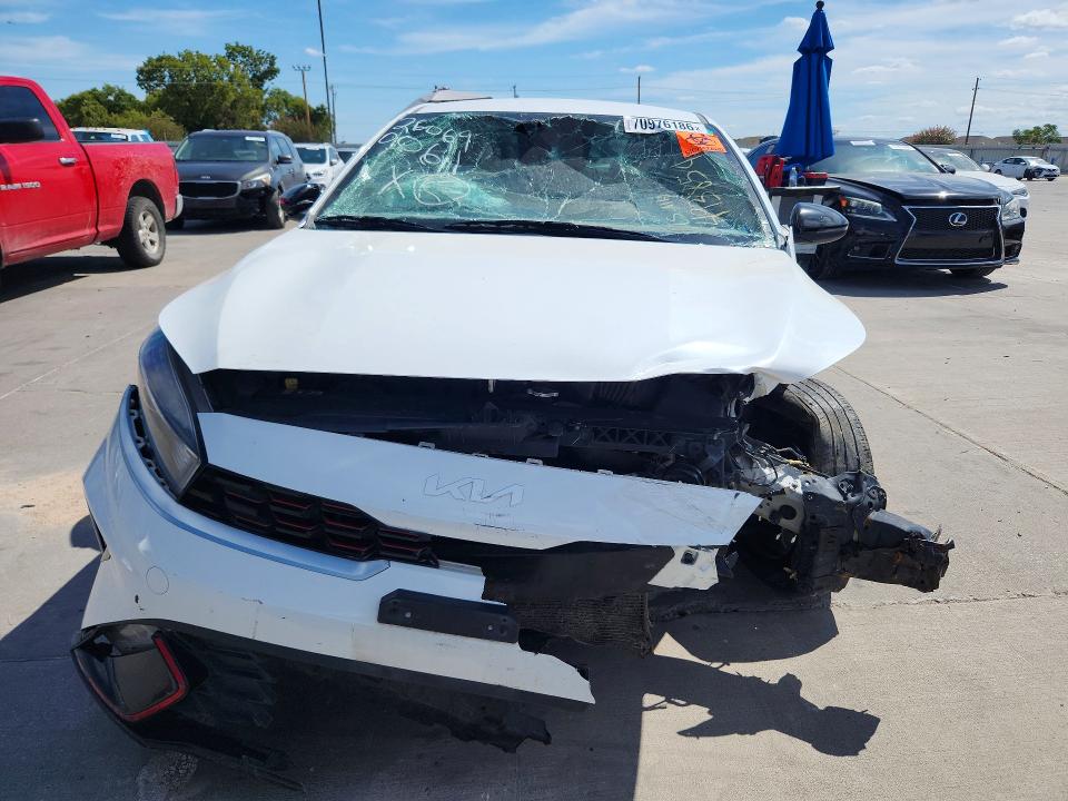 Продажа на аукционе авто 2022 Kia Forte, vin: 3KPF54AD3NE493854, номер лота: 70976186