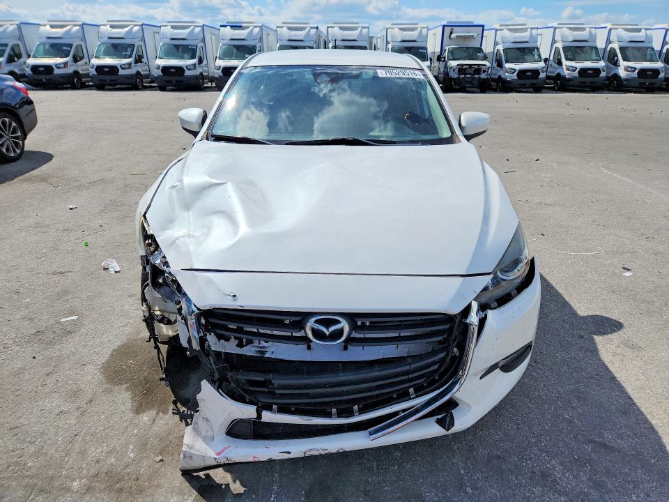 Продаж на аукціоні авто 2018 Mazda 3, vin: 3MZBN1L37JM271297, номер лоту: 70529516