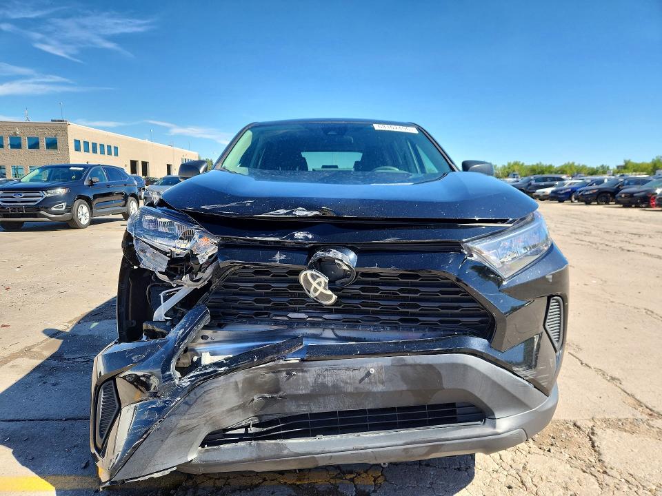 Продажа на аукционе авто 2022 Toyota Rav4, vin: 2T3F1RFV0NW281735, номер лота: 68102496