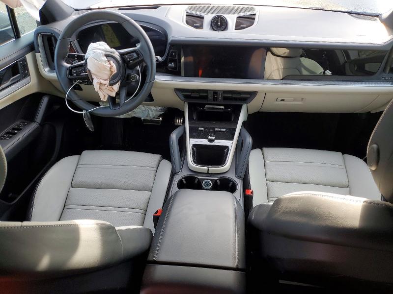 69670926 :رقم المزاد ، WP1AA2AY5TDA04378 vin ، 2026 Porsche Cayenne مزاد بيع