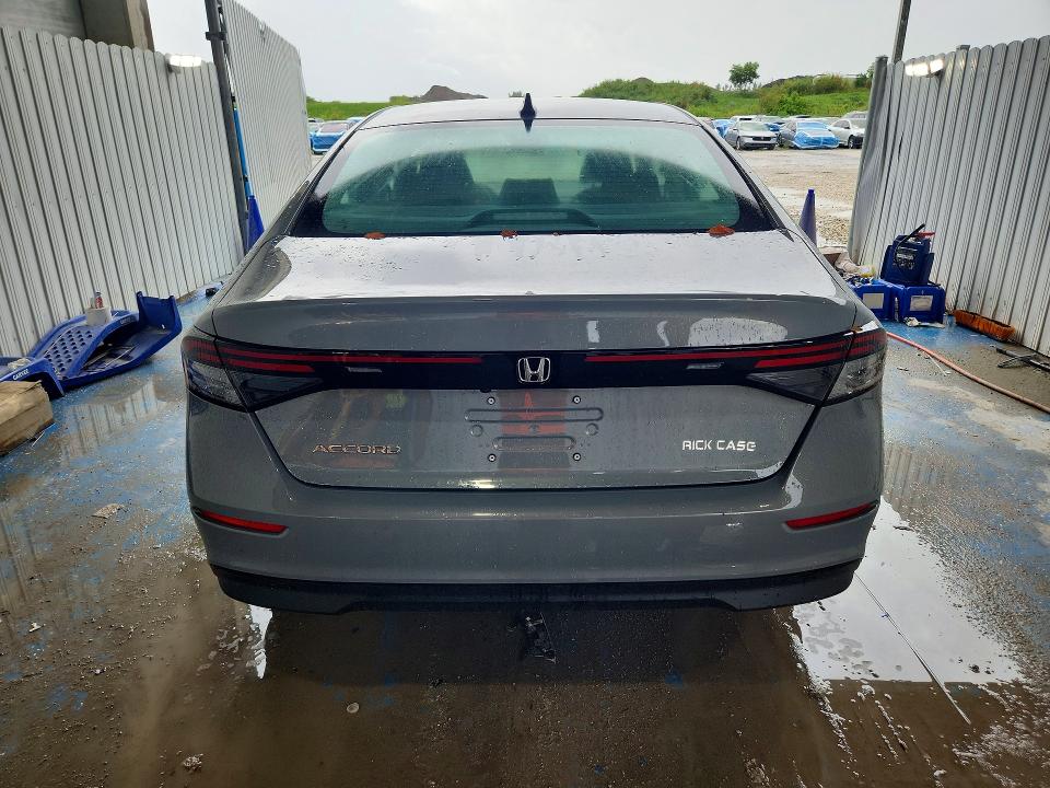 2026 Honda Accord მანქანა იყიდება აუქციონზე, vin: 1HGCY1F46TA017214, აუქციონის ნომერი: 65363886