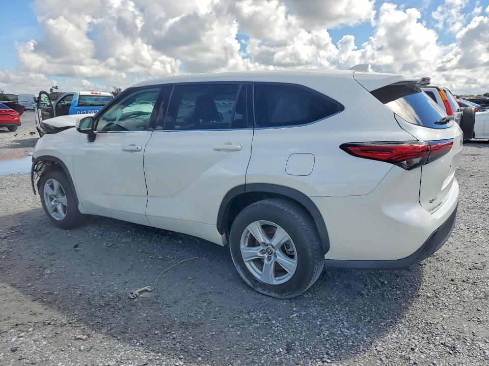 67432996 :رقم المزاد ، 5TDZZRAH8MS526014 vin ، 2021 Toyota Highlander مزاد بيع