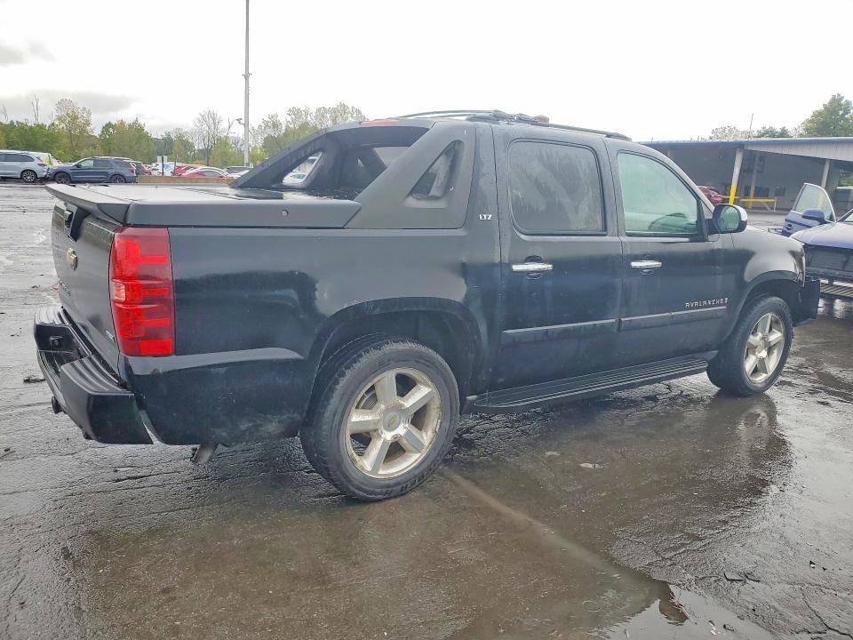 70808866 :رقم المزاد ، 3GNFK123X8G309586 vin ، 2008 Chevrolet Avalanche مزاد بيع