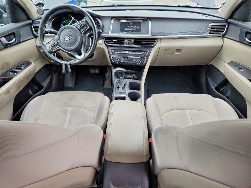 Продаж на аукціоні авто 2017 Kia Optima, vin: KNAGT4LE5H5012855, номер лоту: 70022286