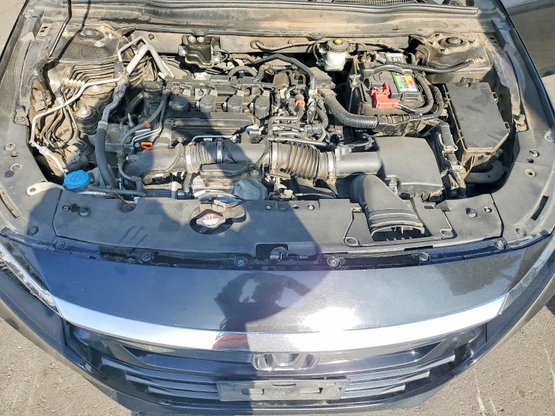 Продажа на аукционе авто 2018 Honda Accord, vin: 1HGCV1F40JA117766, номер лота: 69780676