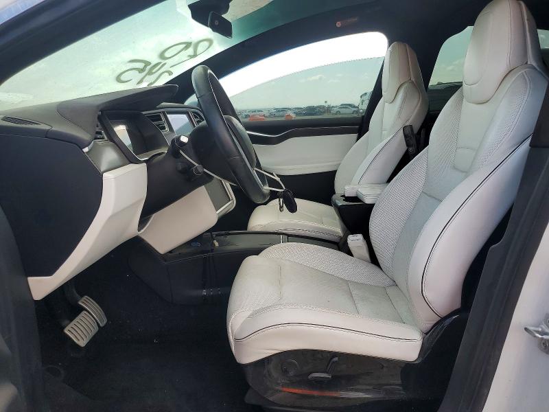 2016 Tesla Model X მანქანა იყიდება აუქციონზე, vin: 5YJXCBE49GF016562, აუქციონის ნომერი: 68869946