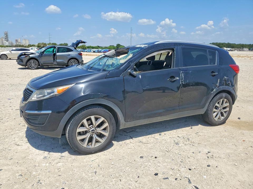 67463676 :رقم المزاد ، KNDPB3AC1F7720779 vin ، 2015 Kia Sportage مزاد بيع