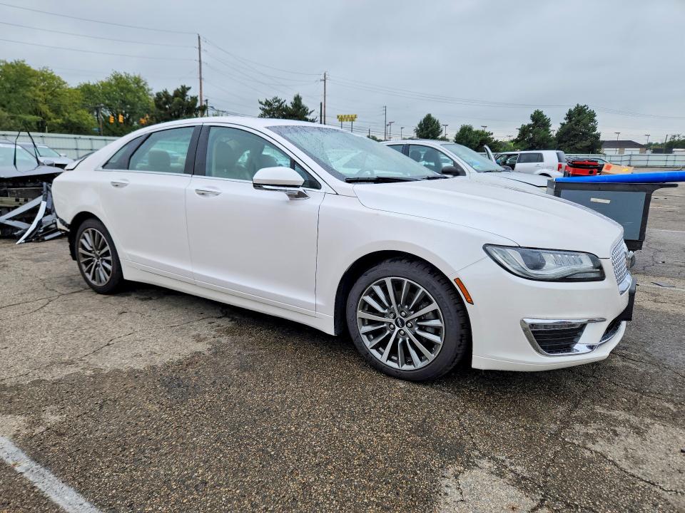 Продажа на аукционе авто 2017 Lincoln Mkz, vin: 3LN6L5C98HR611586, номер лота: 68744776
