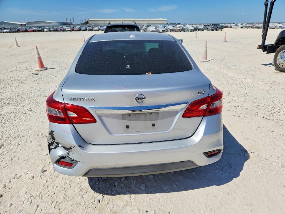 Продажа на аукционе авто 2017 Nissan Sentra, vin: 3N1AB7AP0HY233917, номер лота: 70165816