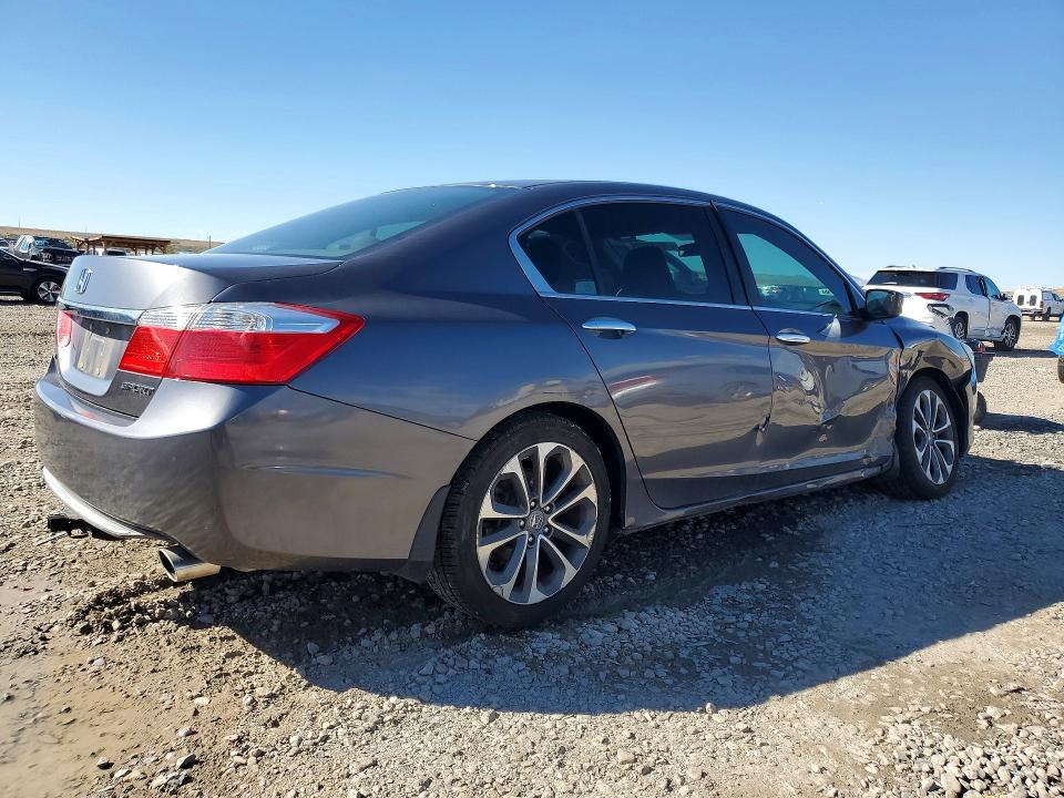 70788226 :رقم المزاد ، 1HGCR2F54FA121314 vin ، 2015 Honda Accord مزاد بيع